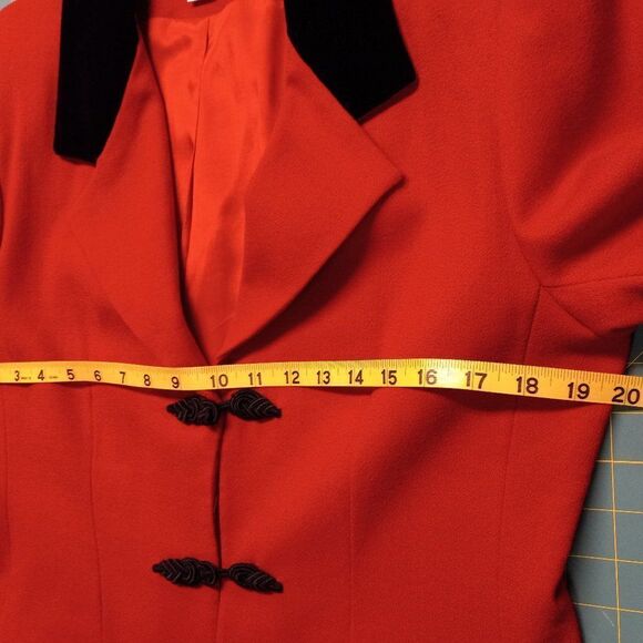 Casual Corner Red Jacket and Skirt Set - Picture 12 of 12